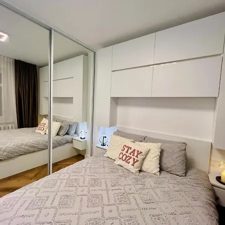 Lägenhet Modern 1-bedroom In Downtown Kaunas