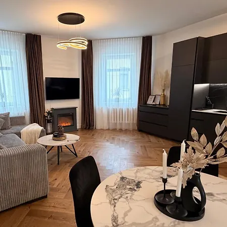 Apartment Modern 1-bedroom In Downtown Kaunas