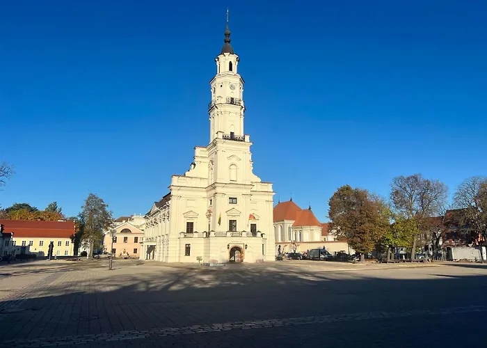 דירה Modern 1-bedroom In Downtown