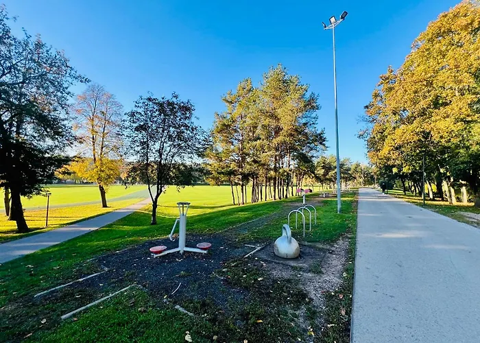 Modern 1-bedroom In Downtown *