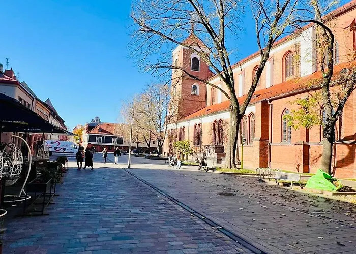 דירה Modern 1-bedroom In Downtown